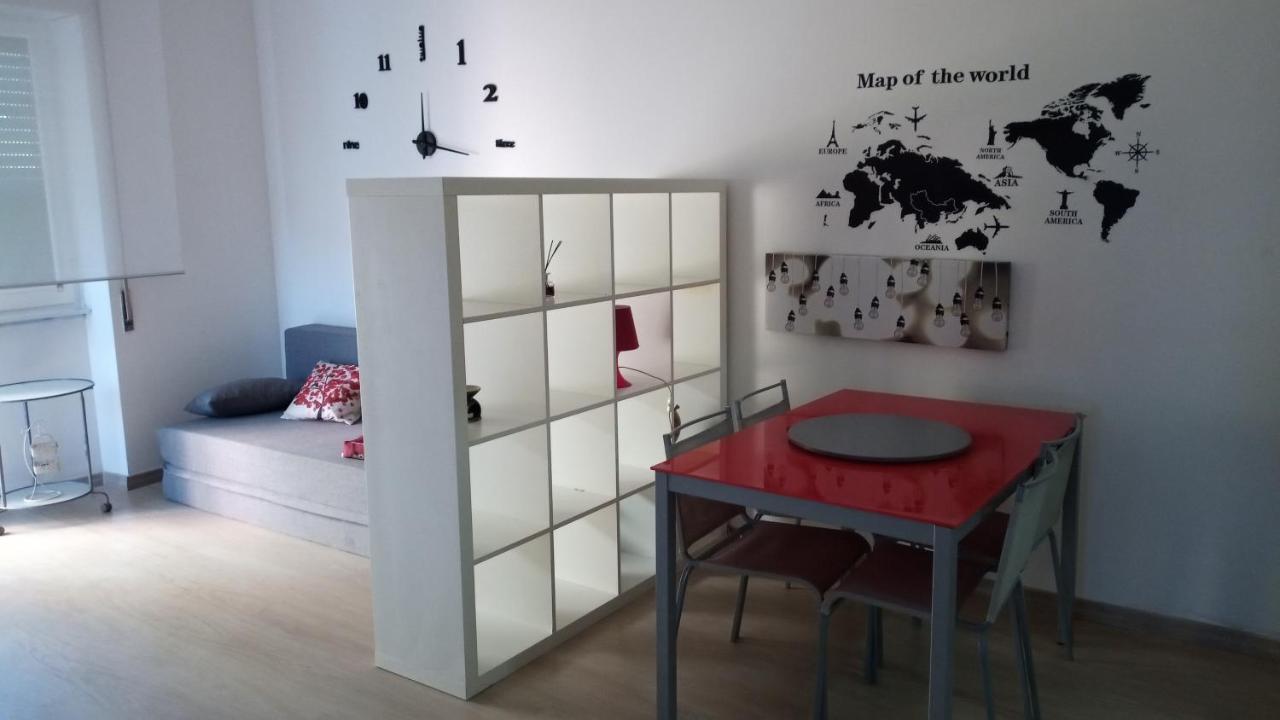 Giordiehouse2 Latina Bagian luar foto