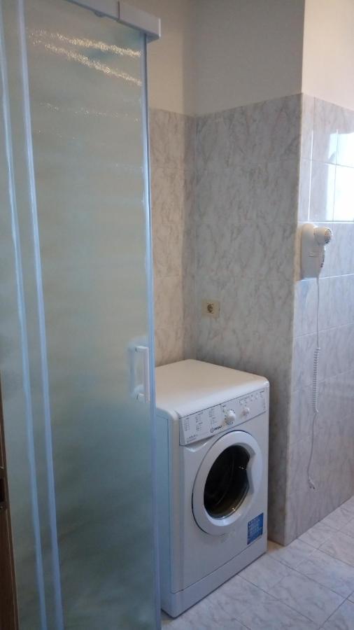 Giordiehouse2 Latina Bagian luar foto