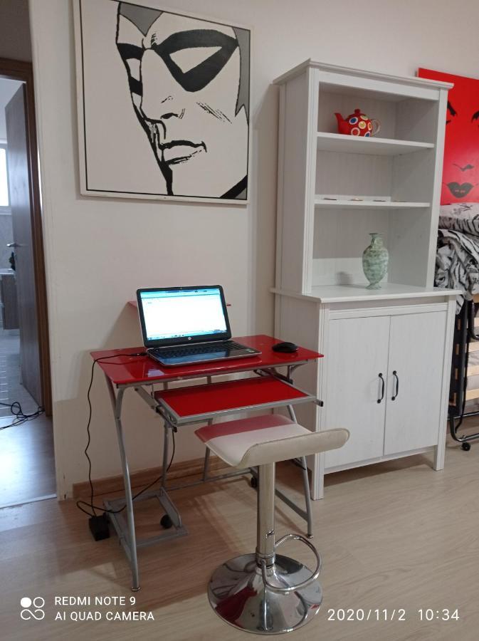 Giordiehouse2 Latina Bagian luar foto